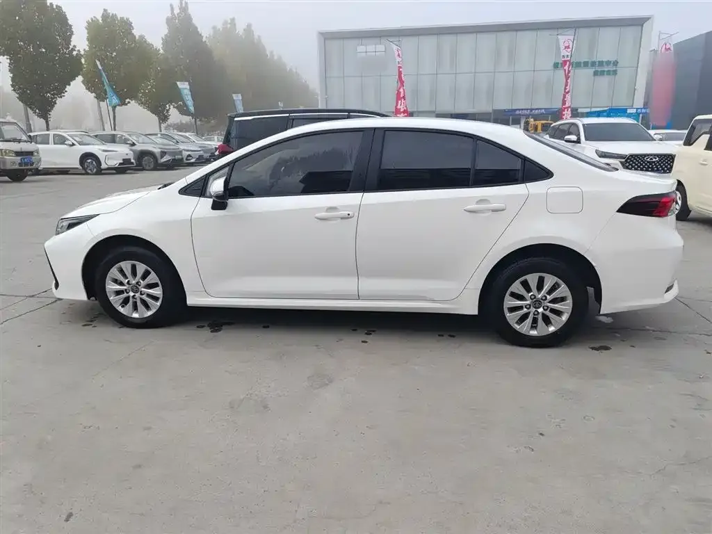 Toyota Corolla 2024 из CN, фото 5