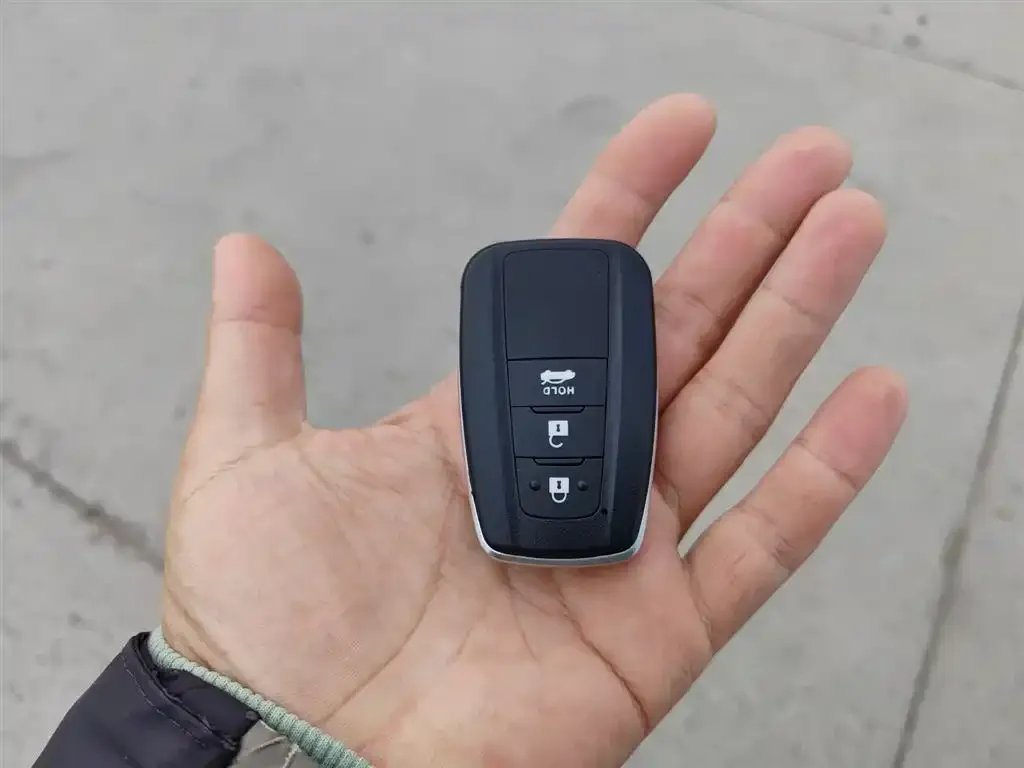 Toyota Corolla 2024 из CN, фото 9