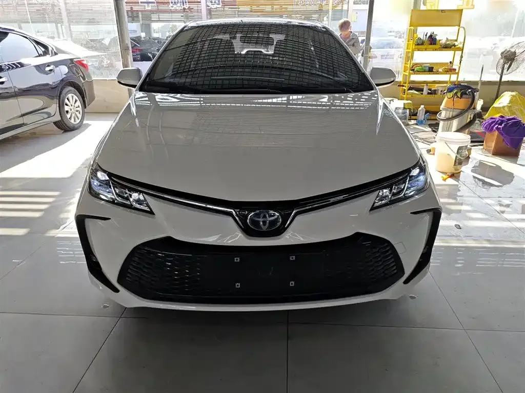 Toyota Corolla 2023 из CN, фото 7