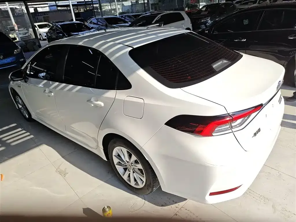 Toyota Corolla 2023 из CN, фото 9