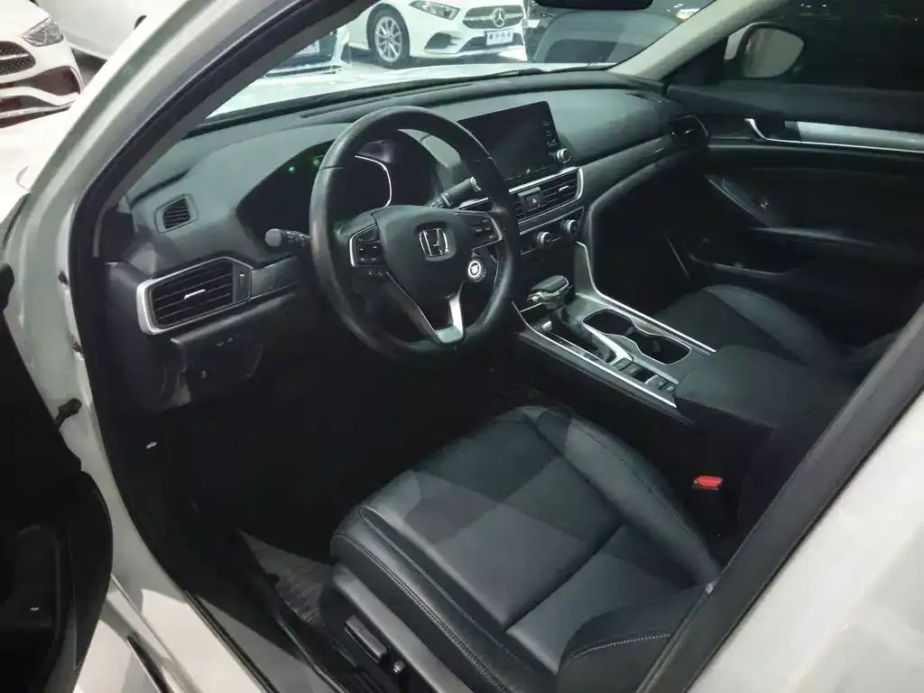 Honda Accord 2021 из CN, фото 7