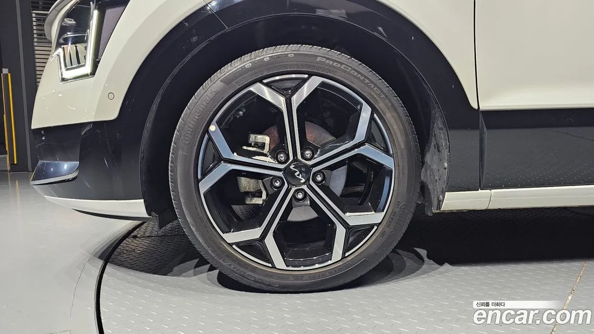 Kia Niro — фото 10