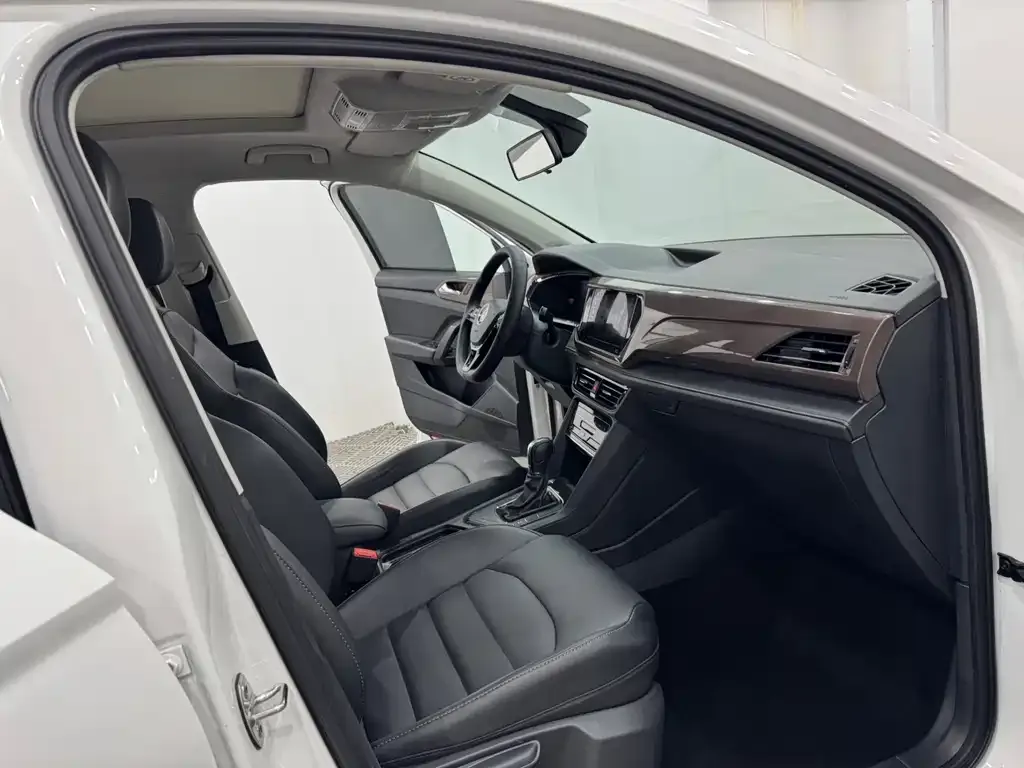 Volkswagen Tharu 2022 из CN, фото 3