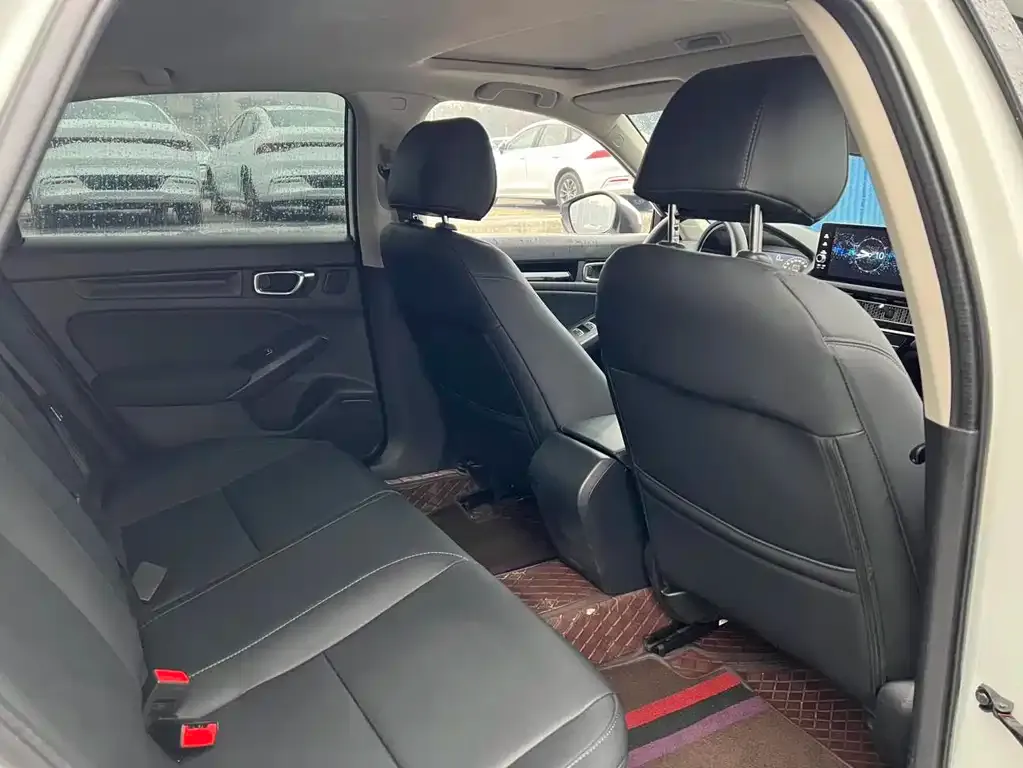 Honda Civic 2024 из CN, фото 5