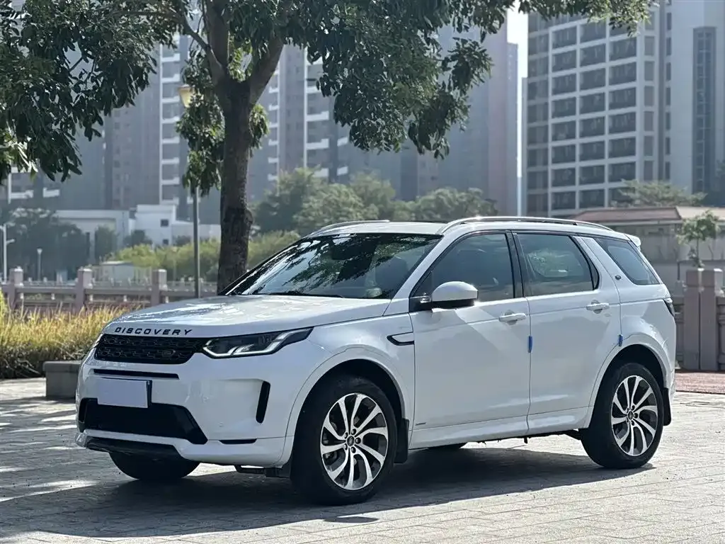 Land Rover Discovery Sport — фото 1