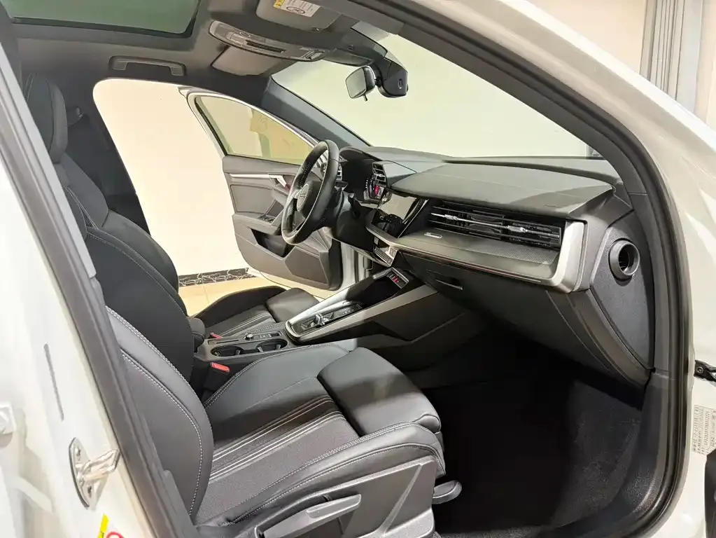 Audi A3 2022 из CN, фото 7