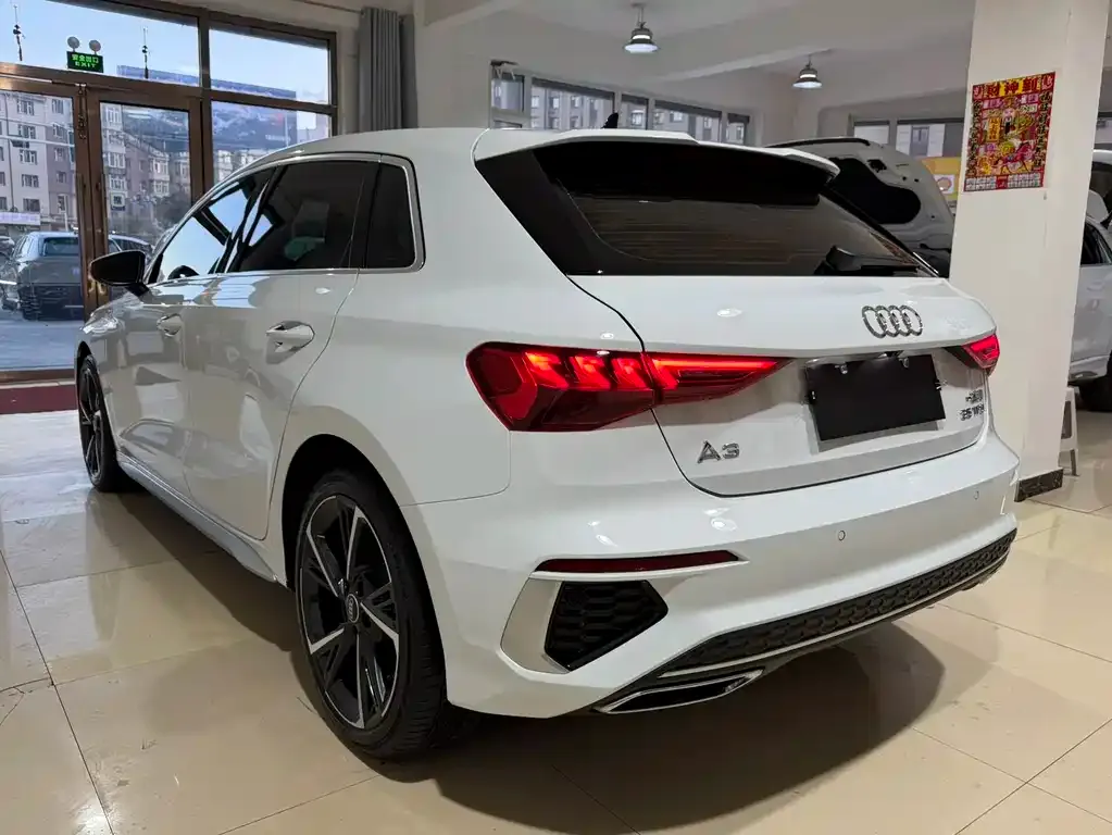 Audi A3 2022 из CN, фото 8