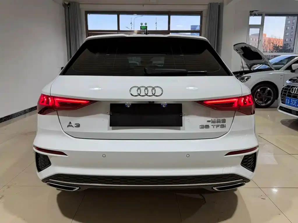 Audi A3 2022 из CN, фото 6
