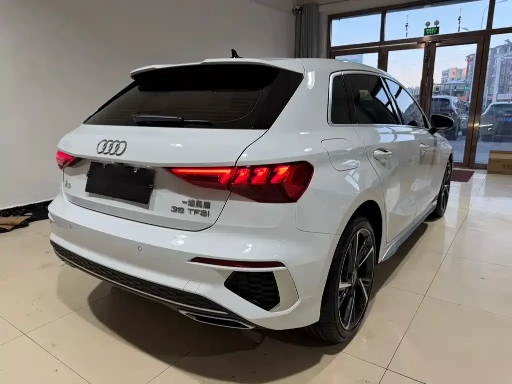 Audi A3 2022 из CN, фото 5