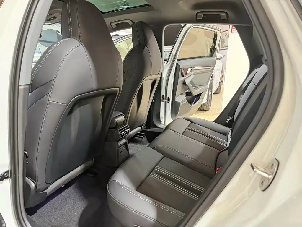 Audi A3 2022 из CN, фото 3
