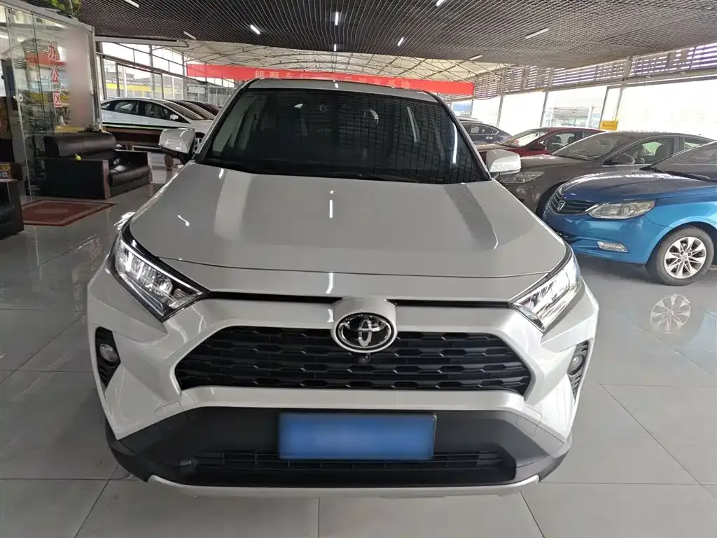 Toyota RAV4 2022 из CN, фото 6