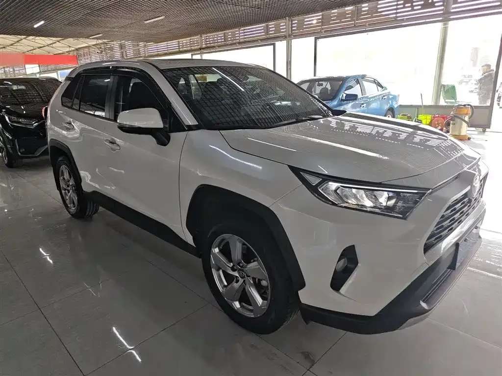 Toyota RAV4 2022 из CN, фото 9