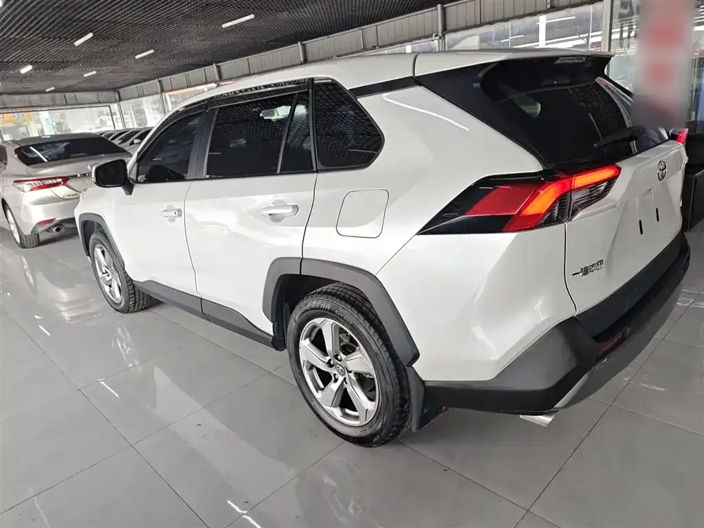 Toyota RAV4 2022 из CN, фото 10