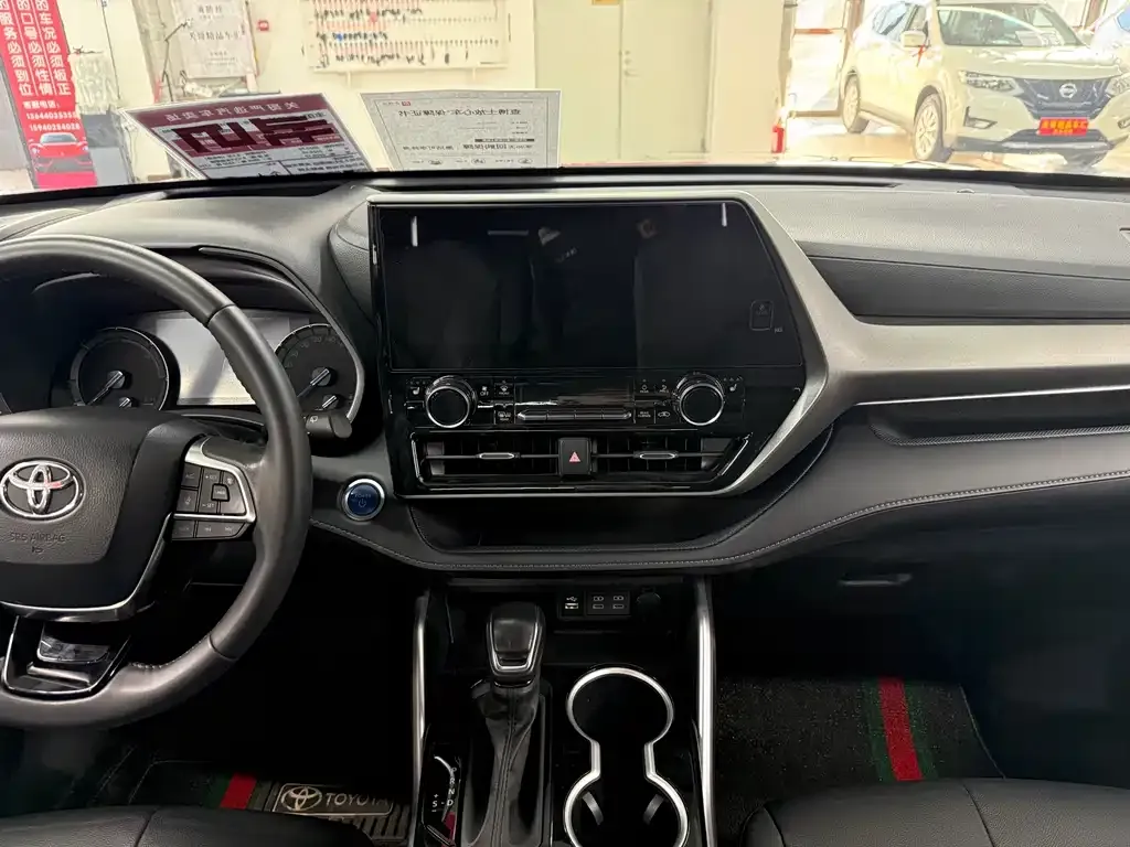 Toyota Highlander 2022 из CN, фото 8