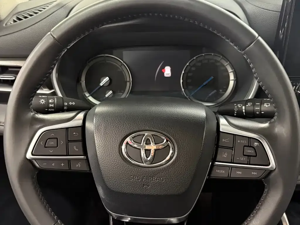 Toyota Highlander 2022 из CN, фото 3