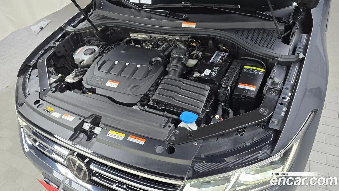 Volkswagen Tiguan — фото 6