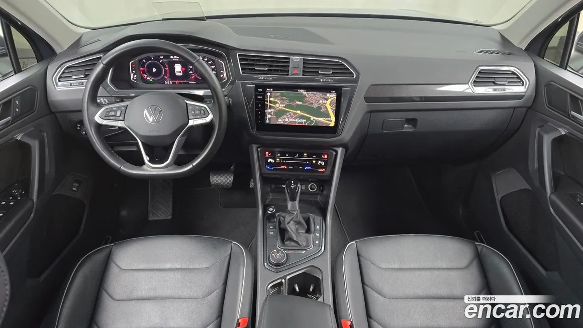 Volkswagen Tiguan — фото 7