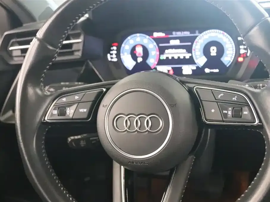 Audi A3 — фото 10
