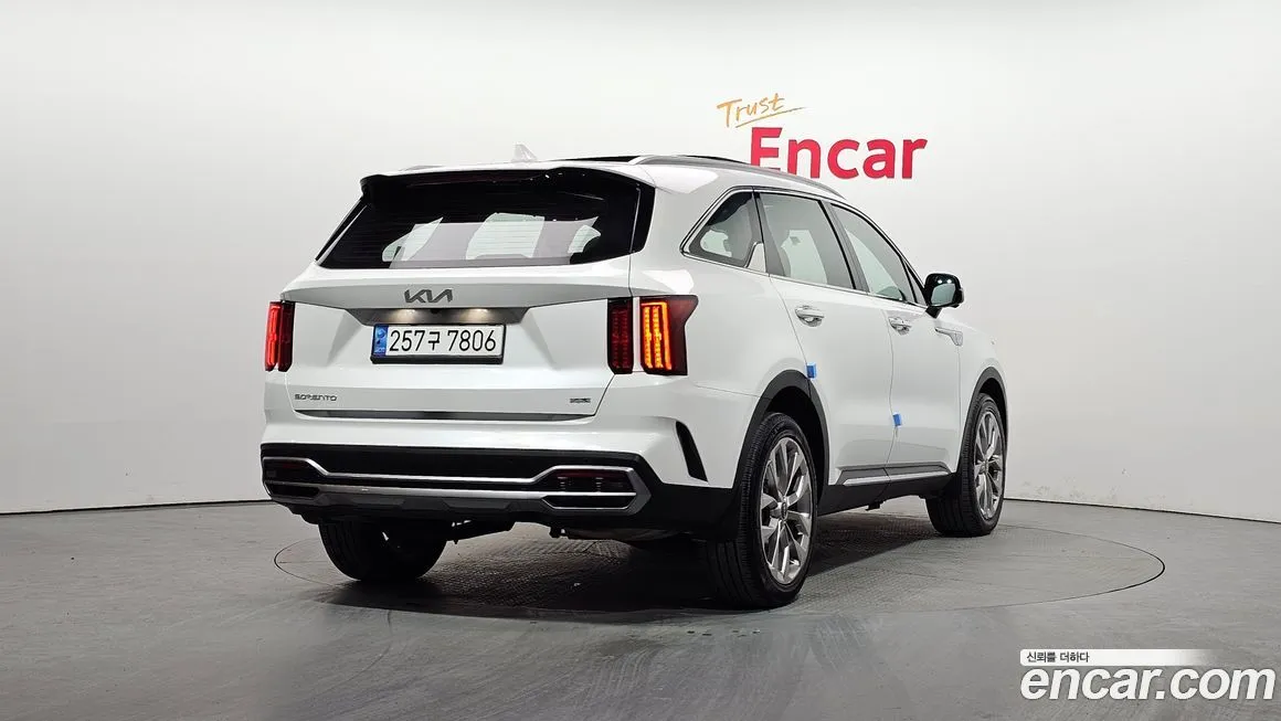 Kia Sorento 2023 из KR, фото 2