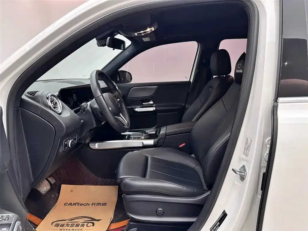 Mercedes-Benz GLB 2023 из CN, фото 7