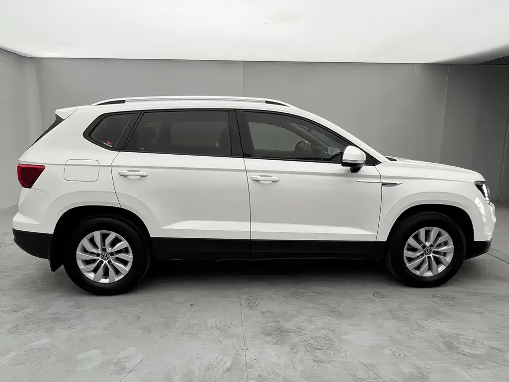 Volkswagen Tharu — фото 4