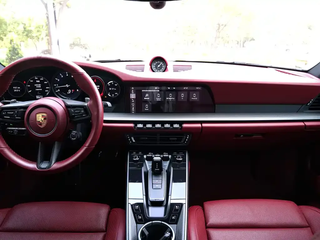 Porsche 911 2021 из CN, фото 9