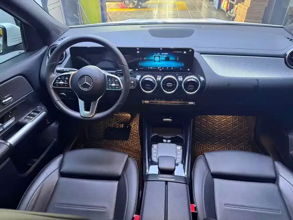 Mercedes-Benz GLA — фото 2