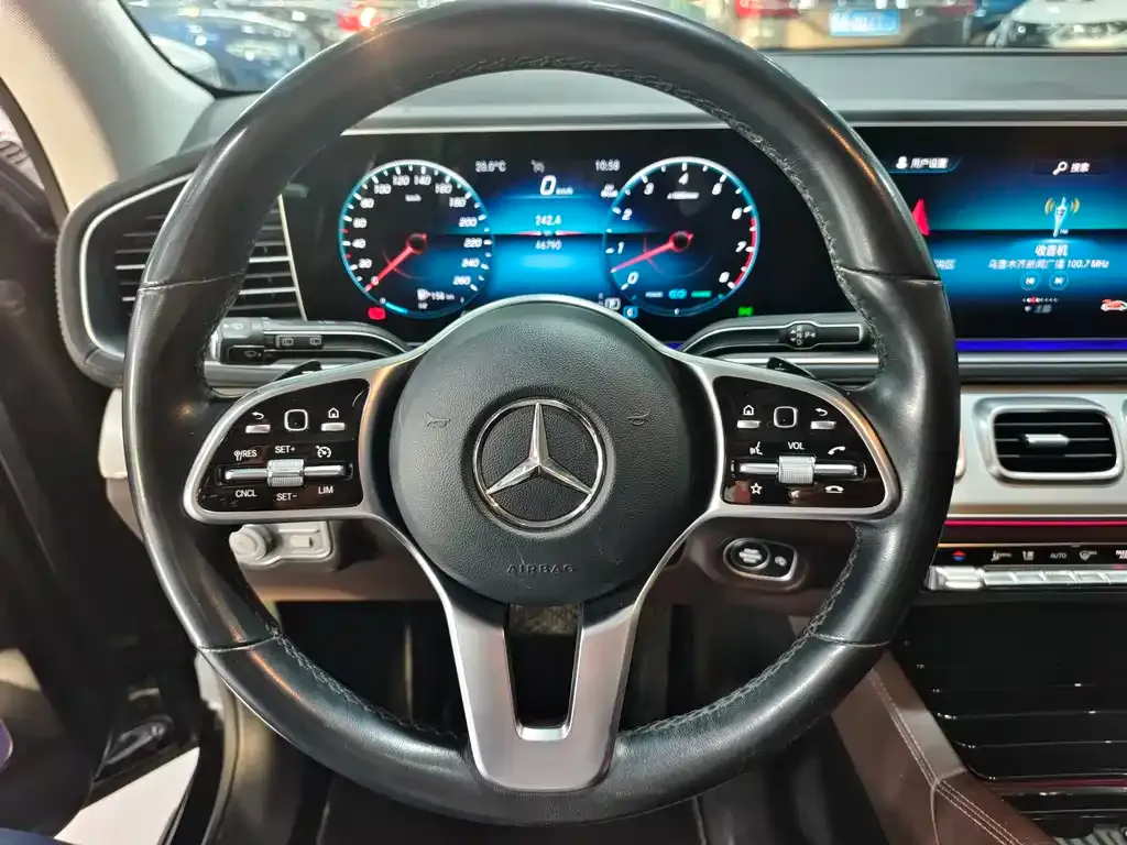 Mercedes-Benz GLE 2023 из CN, фото 3