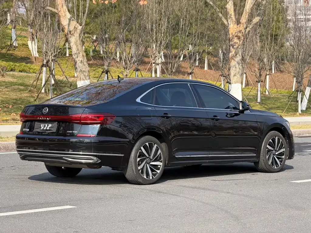 Volkswagen Passat 2022 из CN, фото 10