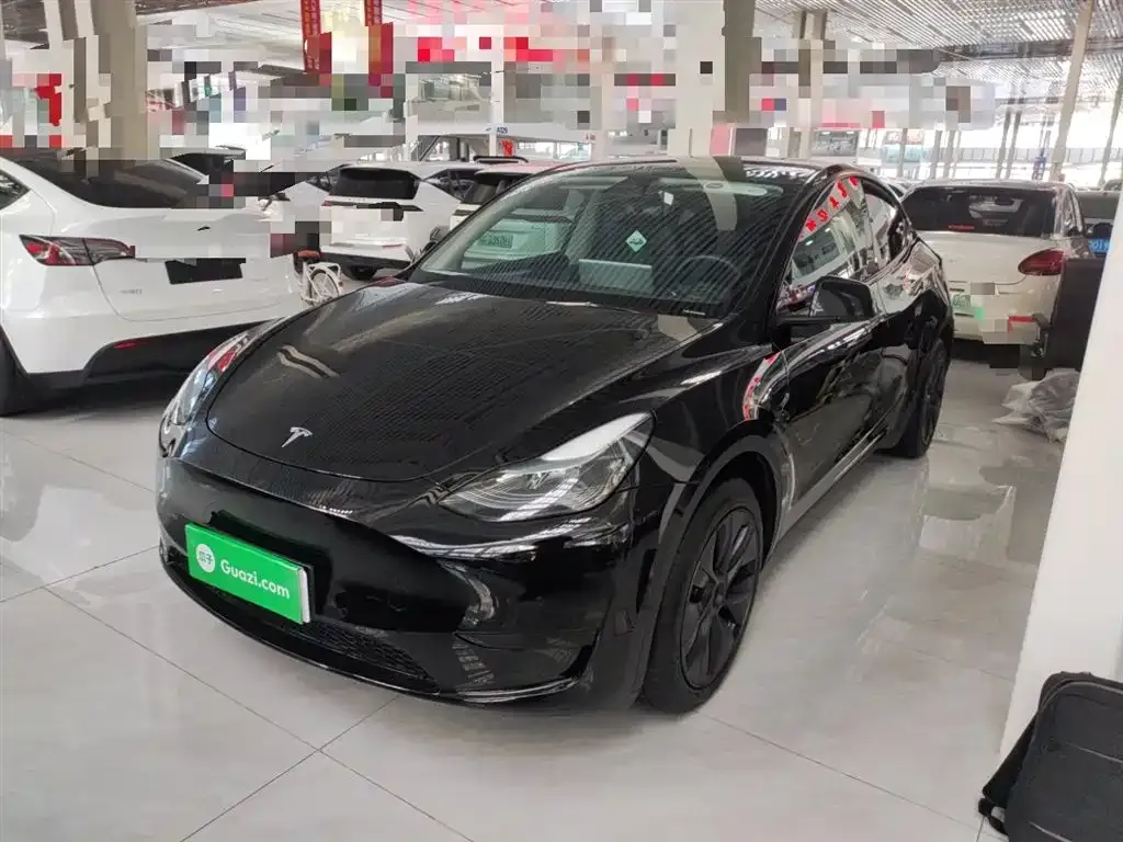 Tesla Model Y 2023 из CN, фото 2