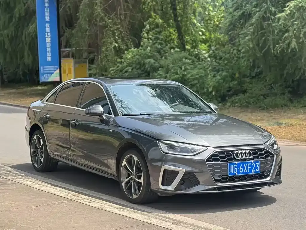 Audi A4L — фото 2