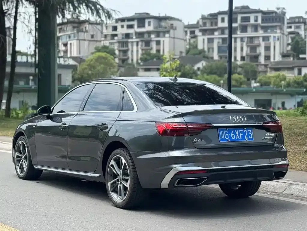 Audi A4L — фото 4