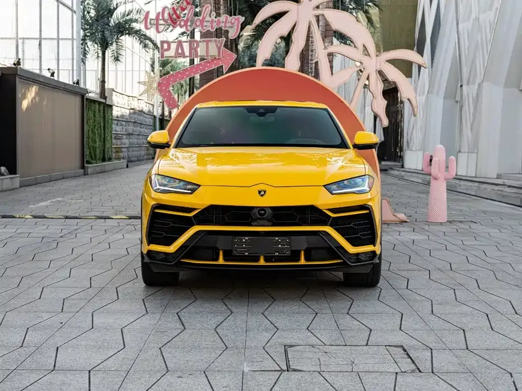 Lamborghini Urus — фото 2