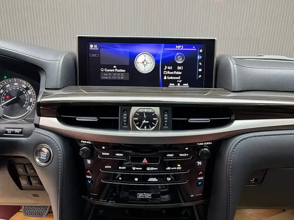 Lexus LX 2022 из CN, фото 6