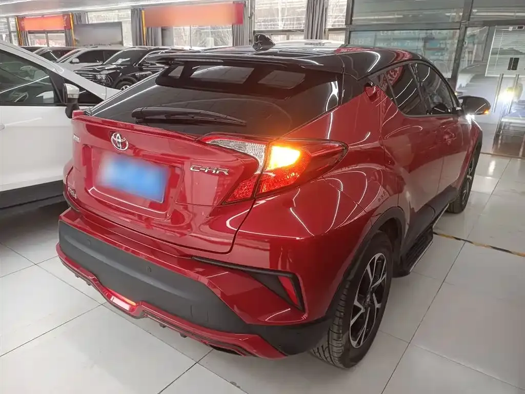 Toyota C-HR 2021 из CN, фото 5