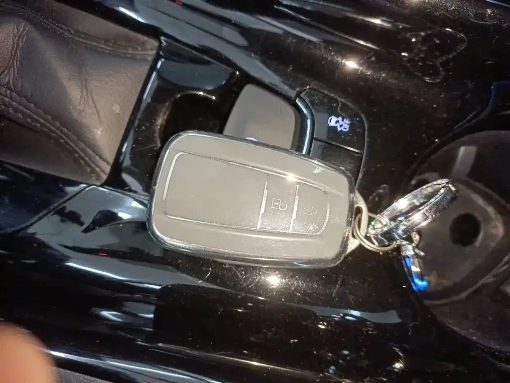 Toyota C-HR 2021 из CN, фото 9