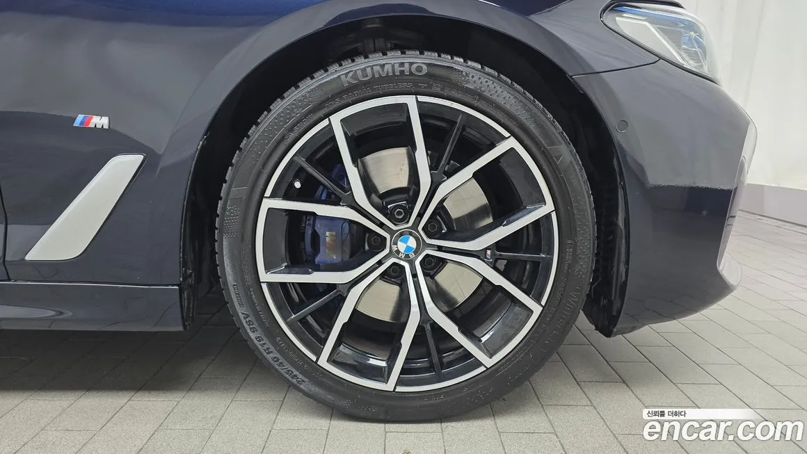 BMW 5-Series 2023 из KR, фото 6