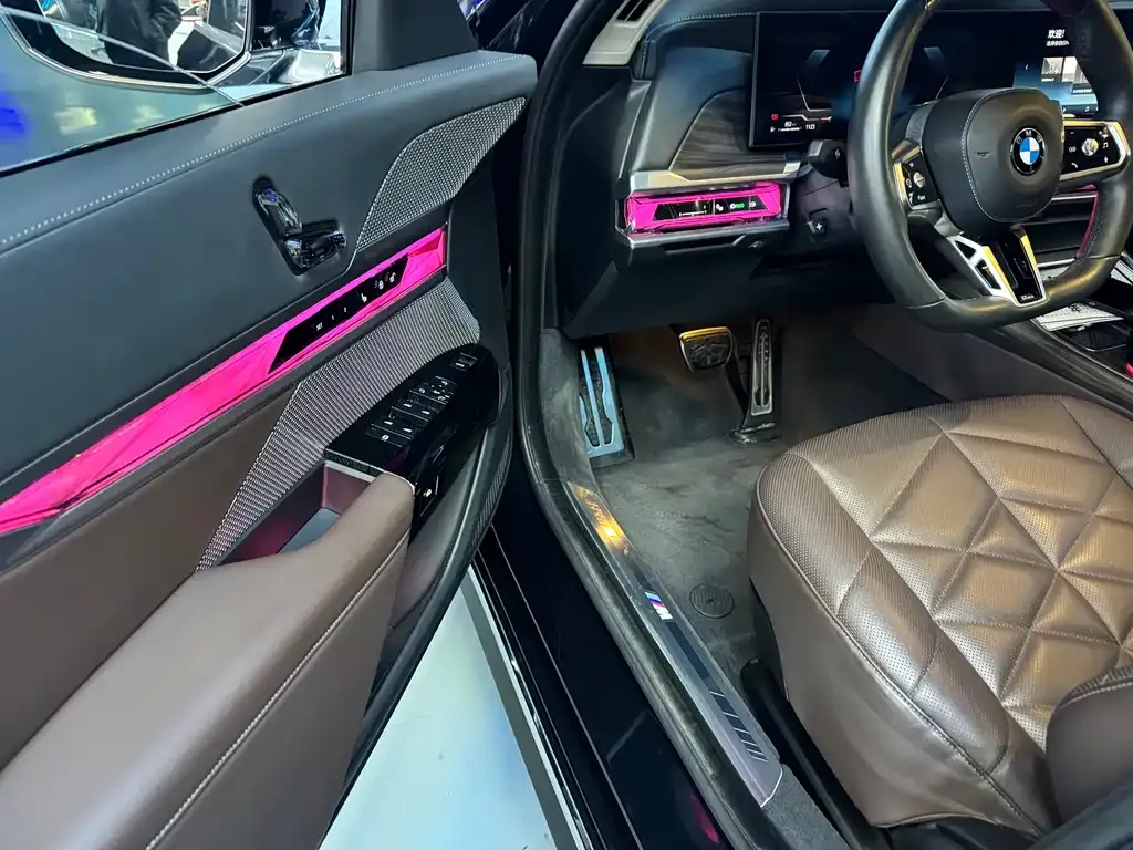 BMW 7 Series 2023 из CN, фото 6