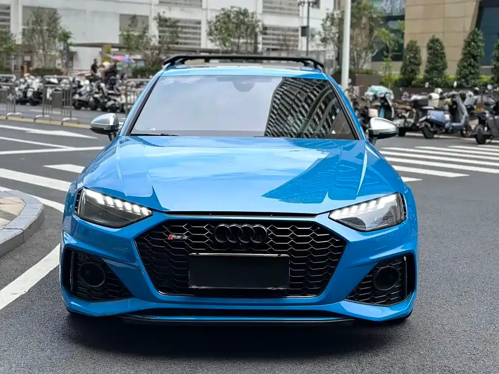 Audi RS 4 2021 из CN, фото 6
