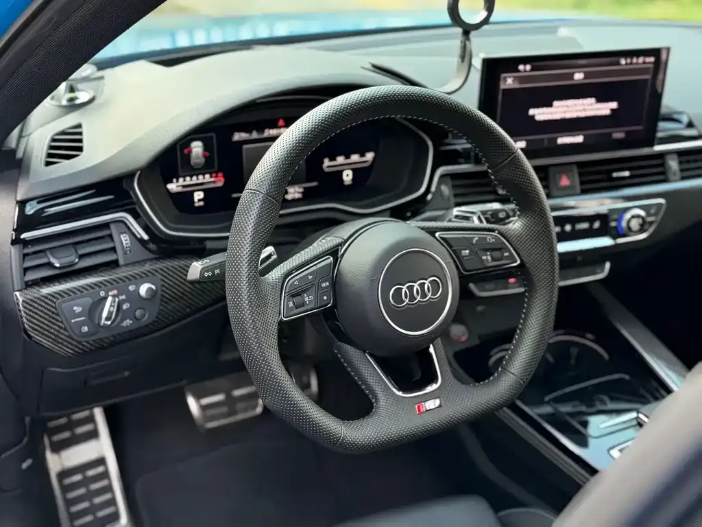 Audi RS 4 2021 из CN, фото 9
