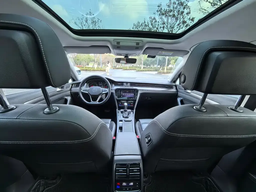 Volkswagen Magotan 2022 из CN, фото 6