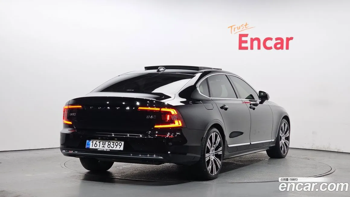 Volvo S90 2024 из KR, фото 7