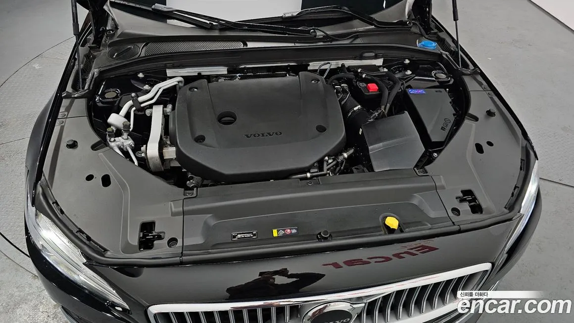 Volvo S90 2024 из KR, фото 5