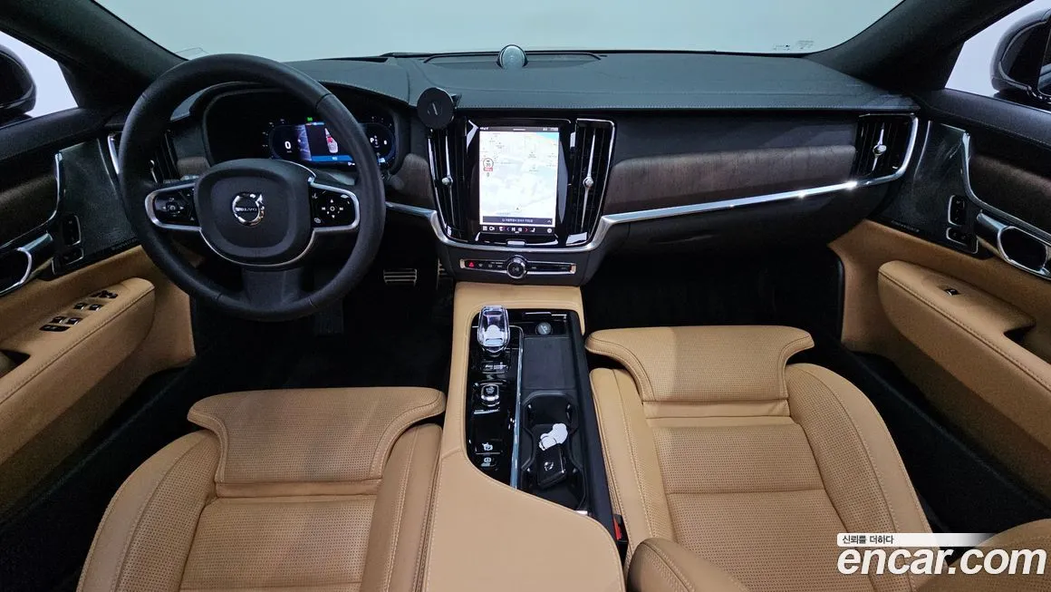 Volvo S90 2024 из KR, фото 4