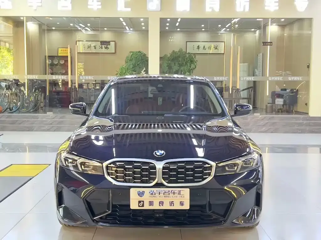 BMW 3 Series — фото 1