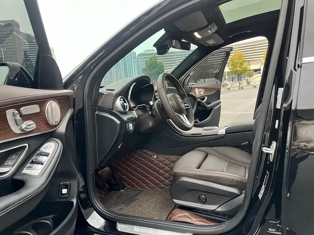 Mercedes-Benz GLC 2022 из CN, фото 4