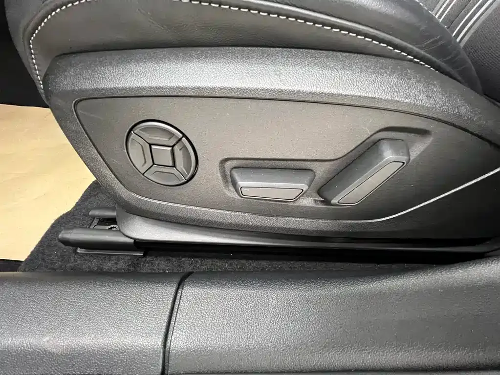 Audi A3 2023 из CN, фото 7