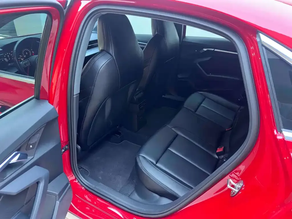 Audi A3 2022 из CN, фото 7
