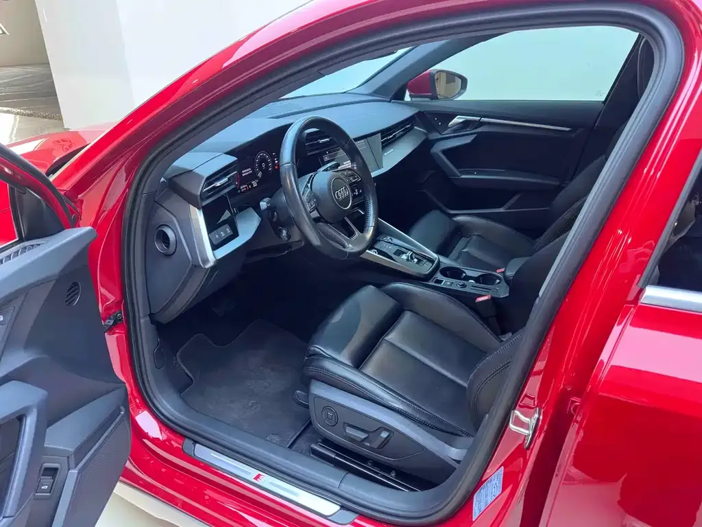 Audi A3 2022 из CN, фото 10
