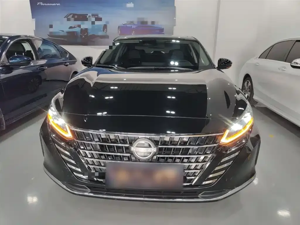 Nissan Teana 2023 из CN, фото 3